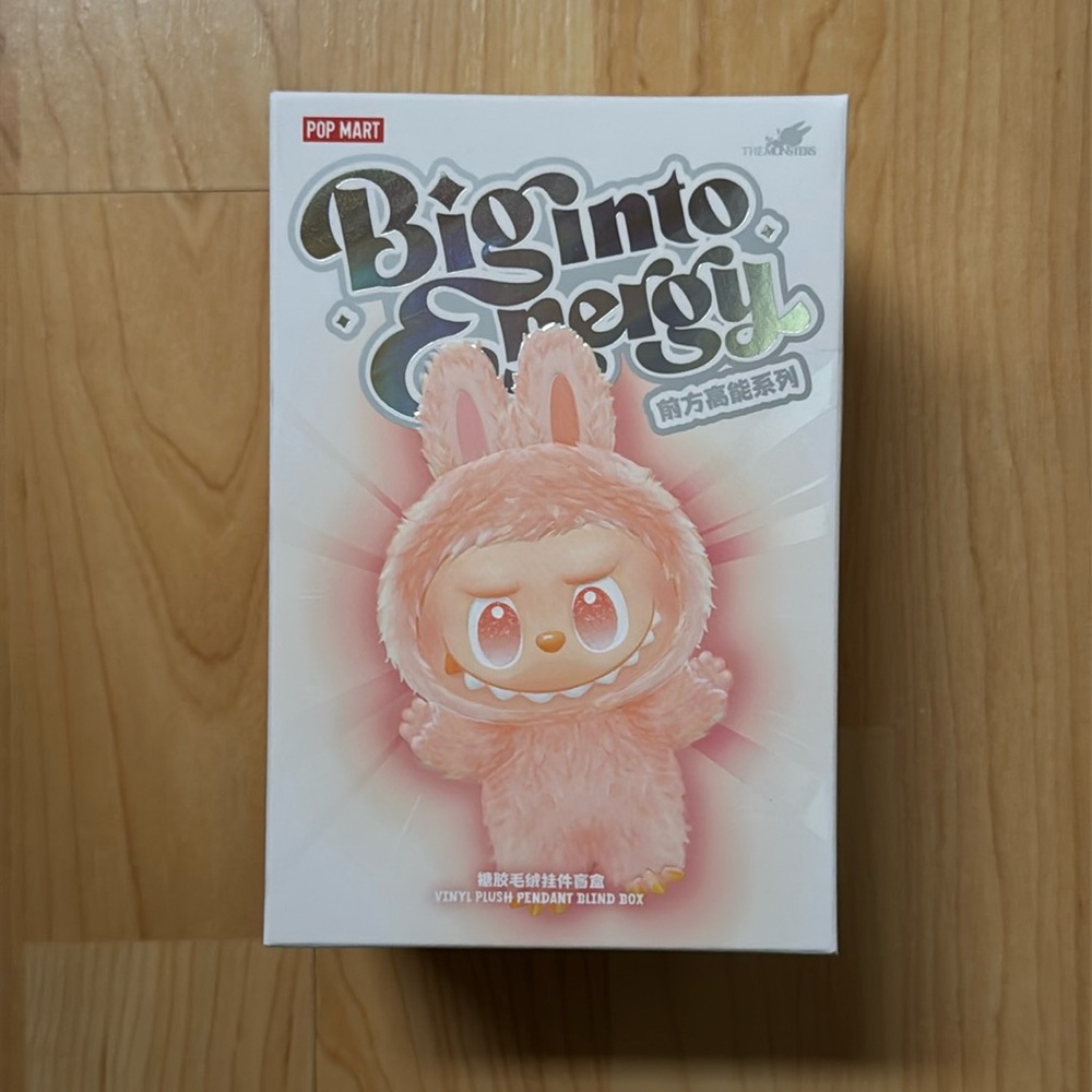 (Sealed) - Big Into Energy v3 Labubu single blind box